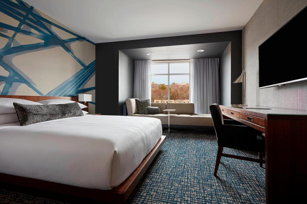 Ithaca Marriott Downtown On The Commons Hotel Bagian luar foto