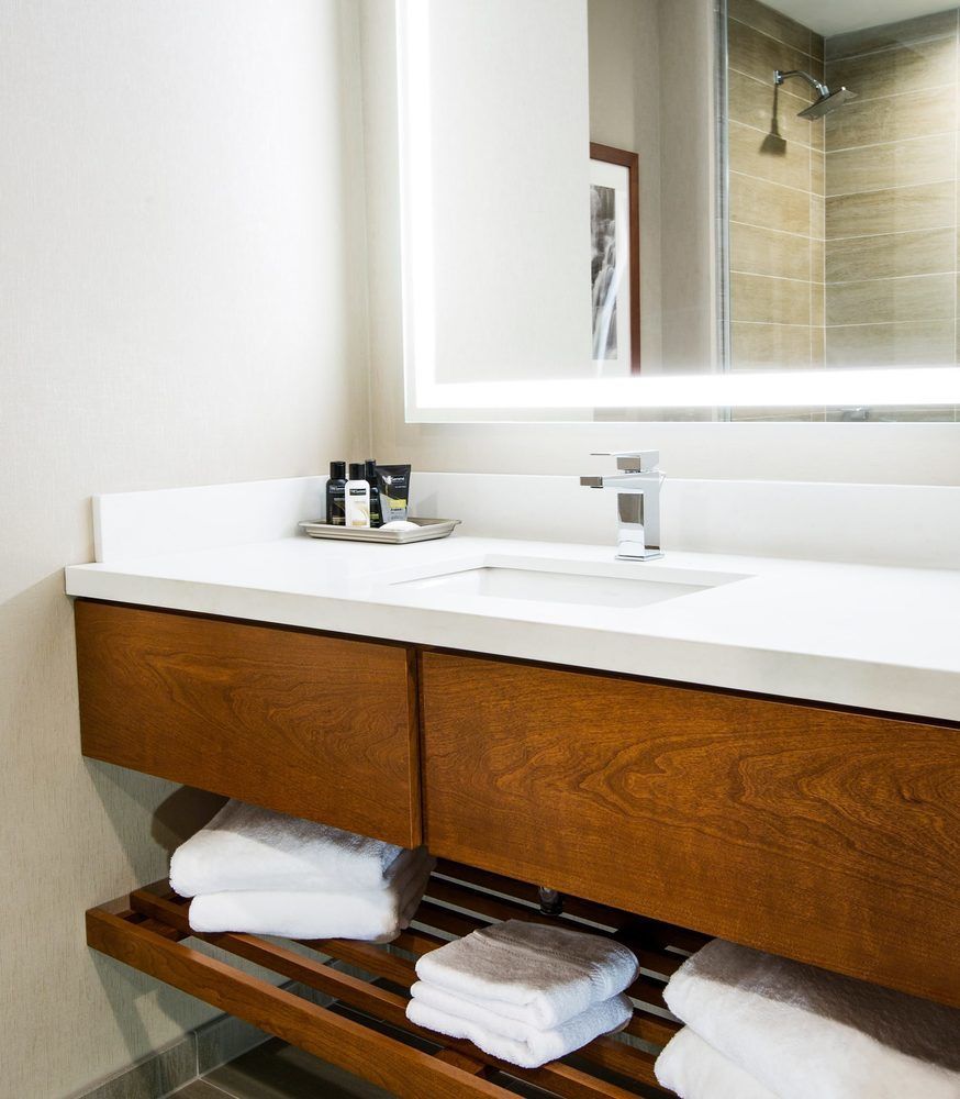Ithaca Marriott Downtown On The Commons Hotel Bagian luar foto
